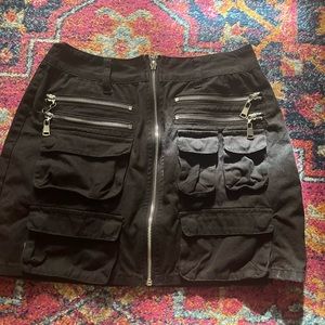 Signature 8 Black Zip Up Cargo Skirt